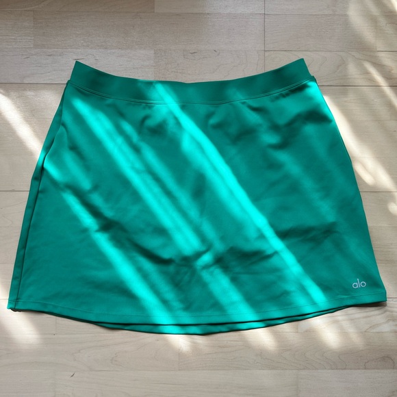 ALO Airlift Tennis Skirt - Picture 3 of 3